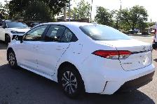 2026 Toyota Corolla Hybrid LE - Photo 2