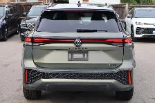 2026 Volkswagen Tiguan Comfortline R-Line Black Edition 4MOTION - Photo 2