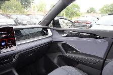 2026 Volkswagen Tiguan Comfortline R-Line Black Edition 4MOTION - Photo 7