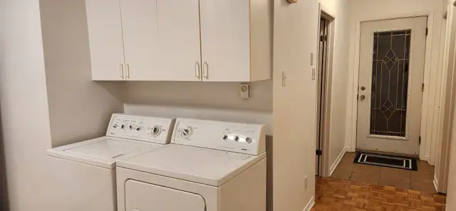 Logement à louer 41/2 semi-meublé, Plateau, Brébeuf-Mt-Royal
