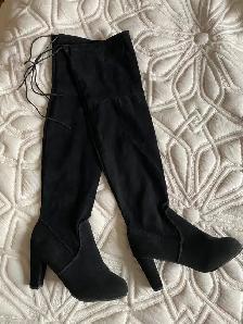 Bottes hautes noires, au-dessus du genou, à mollet larges