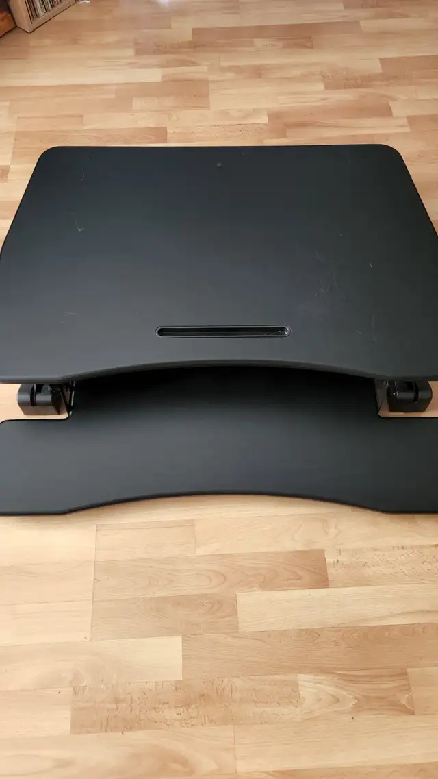 DESK RISER