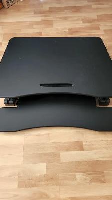 DESK RISER