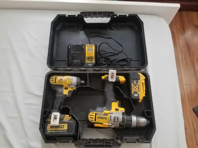 DEWALT 20V MAX Hammerdrill & Impact Driver price to sell $150