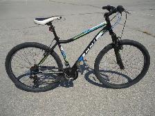 CCM – Hard Line 27.5 Mountain Bike - Photo 2