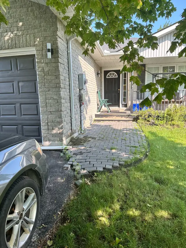 Looking for a roomate for sept 1st
