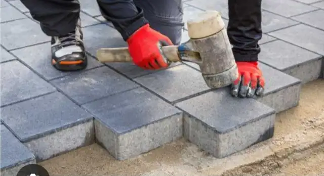 Interlock Stone Person