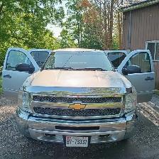 2012 CHEVY SILVERADO 1500 IMPECCABLE RUN'S FLAWLESS NO RUST 4X4