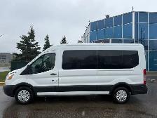 2015 Ford Transit Wagon Ford Transit - 12 Passengers - Photo 2