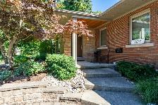 3 Bedroom - By the Lake - Burlington - Photo 9