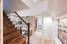 Beautiful Downtown 3Bedroom Townhome - Photo 10