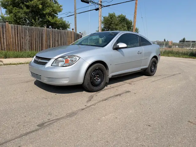 2009 Cobalt 98,000km manual
