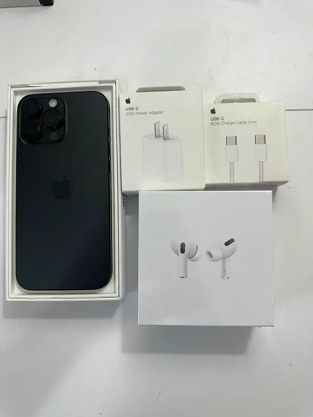 iPhone 16 Pro Max 256GB WITH BOX -UNLOCKED