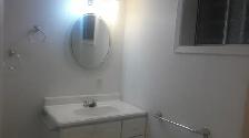 Gorgeous readily available one private room in Scarborough - Photo 7