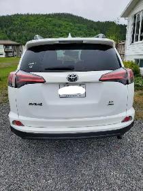 Toyota RAV4 LE 2018, État A1 - Photo 4