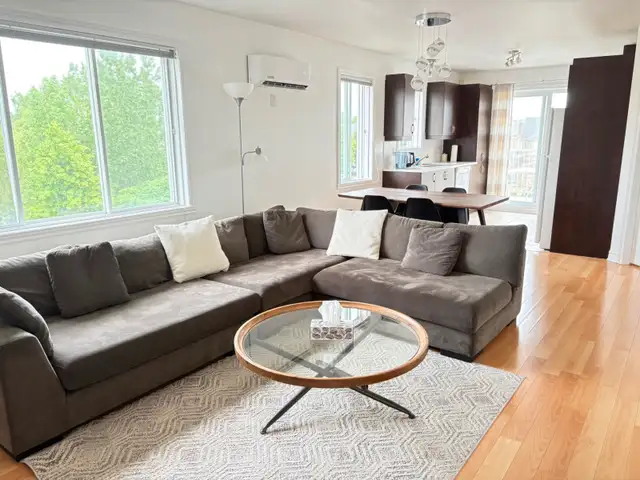 4 ½ CHOMEDEY LAVAL – Furnished Condo Hotel for Rent (Short or Lo