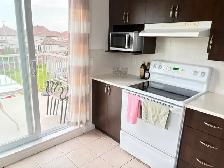 4 ½ CHOMEDEY LAVAL – Furnished Condo Hotel for Rent (Short or Lo - Photo 4