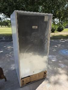 Kenmore 18.2 Cubic Foot Fridge - Photo 3