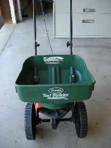 Scotts Seed/Fertilizer Spreader with EdgeGuard