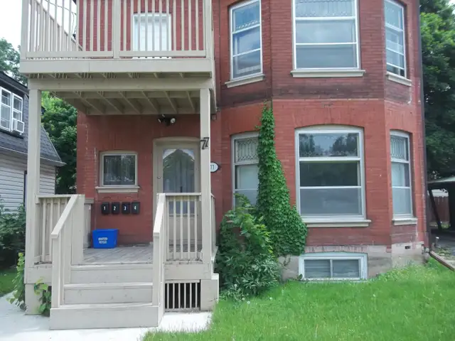 2 Bedroom Apt - Entire Main Floor of a 1908 Victorian - $1,700
