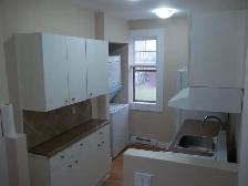 2 Bedroom Apt - Entire Main Floor of a 1908 Victorian - $1,700 - Photo 4