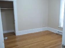 2 Bedroom Apt - Entire Main Floor of a 1908 Victorian - $1,700 - Photo 8