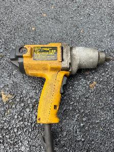 Dewalt half inch impact wrench