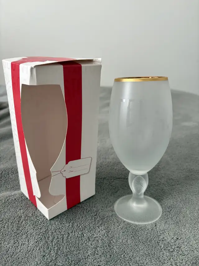 Stella Artois Frosted Beer Glasses Brand New