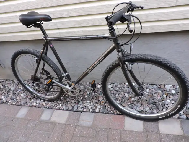 Vélo de montagne Norco Sasquatch, VINTAGE, Très Léger