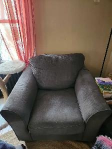 L shape couches & One Seater - Photo 2