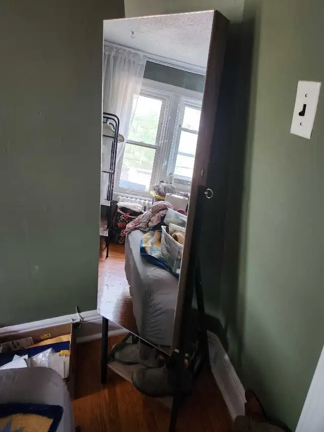 Mirror w/ storage
