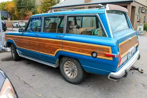 1986 Jeep Grand Wagoneer – They’re Only Original Once
