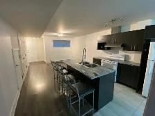 Basement Apartment All-Inclusive - Photo 2