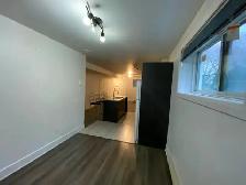 Basement Apartment All-Inclusive - Photo 5