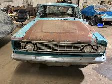 1964 Ford Fairlane - Photo 3