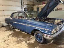 1964 Ford Fairlane - Photo 8