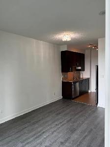 1 Bedroom Condo at Square one for rent - Photo 8