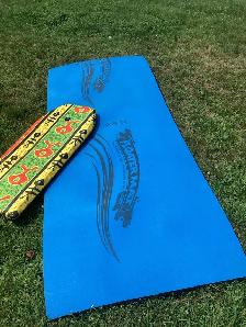 FLOATING WATER MAT AND BOOGIE BOARD