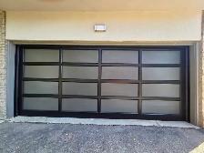 CHAMBERLAIN SMART 1HP GARAGE DOOR OPENER WITH CAMERA - Photo 2