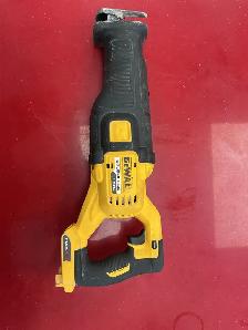 Scie Sabre Dewalt