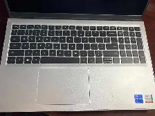 Dell Inspiron 15 3530-i7 | 16GB RAM | 1TB SD | Touch screen - Photo 3