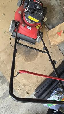 Lawnmower $250 Honda GCV 160 Troy Built - Photo 5