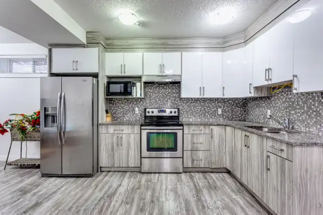 Skyview Northeast near Airport like new 2 Bed Legal Basement
