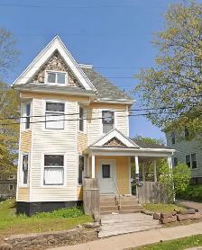 Newley Renovated 2bdrm Apartment