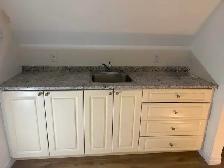 Newley Renovated 2bdrm Apartment - Photo 6