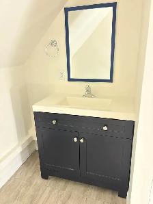 Newley Renovated 2bdrm Apartment - Photo 9