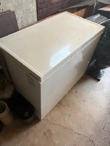 Chest freezer