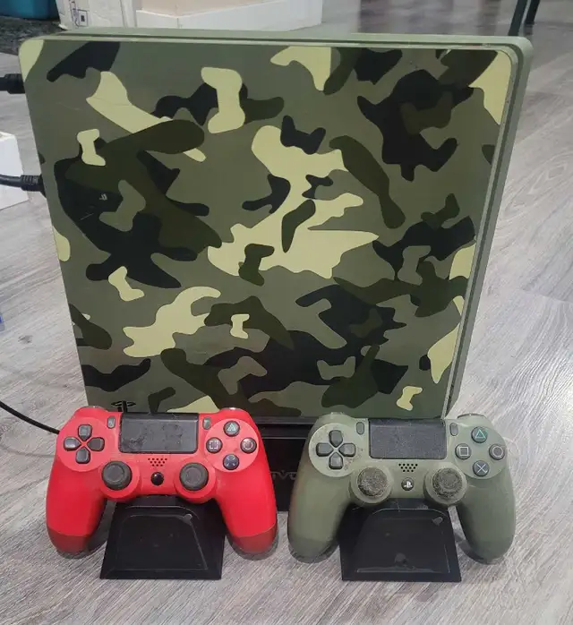 PlayStation 4 Slim