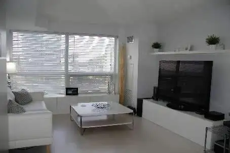 Furnished Bachelor/Studio at College Park- 763 Bay Street
