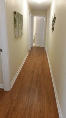 3 Bedroom Apartment – Adelaide St. N. - Photo 8